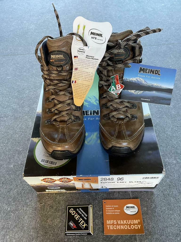 Chaussures MEINDL de randonnée « Neuves » 37,5, Sports & Fitness, Neuf, Chaussures