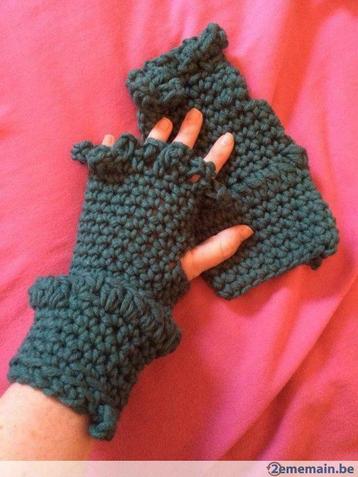 Mitaines faites main neuves, taille Unique, Neuf, Gants