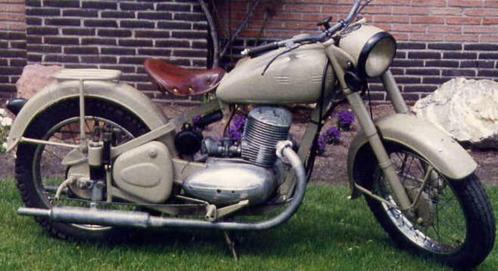 Gezocht Socovel met Jawa of Cz motor, Motoren, Onderdelen | Oldtimers, Ophalen