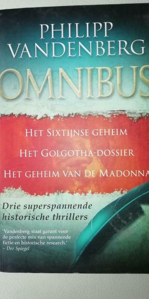 Omnibus Het Sixtijnse geheim / Het Golgotha-dossier / Het ge, Livres, Romans, Comme neuf, Reste du monde, Enlèvement ou Envoi