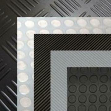 Antislip rubbermat beschikbaar voor biedingen