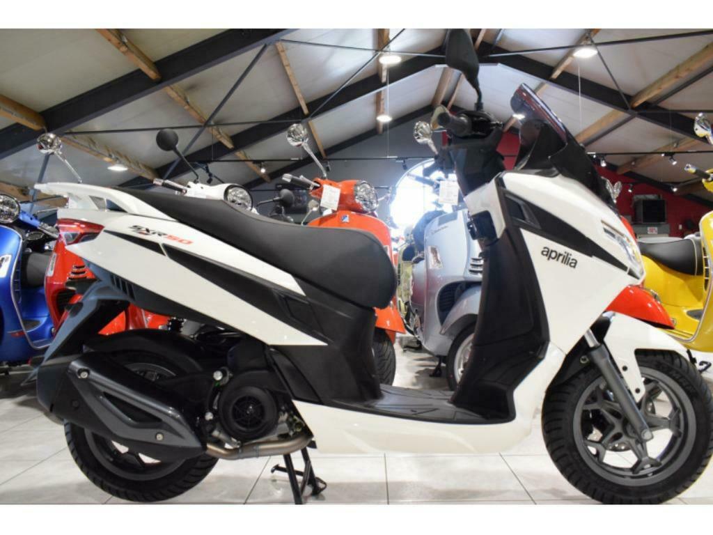 ② APRILIA SX 50 R neuve 2 ANS garantie — Motoren | Aprilia — 2dehands