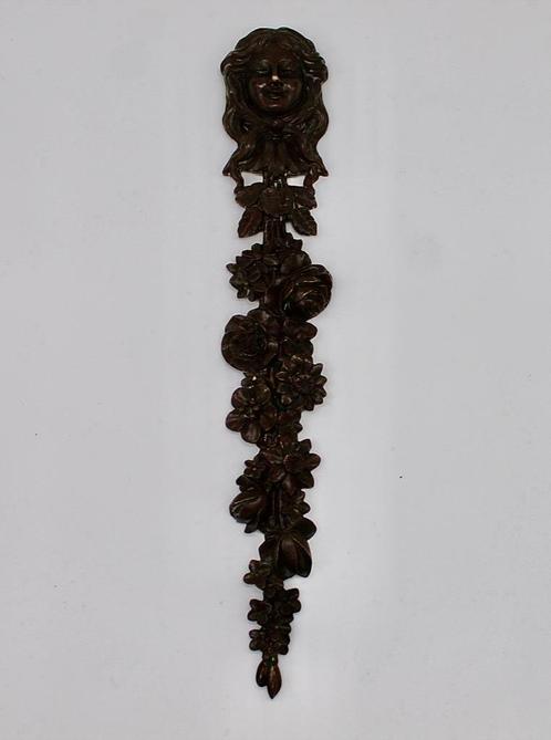 Oud bronzen ornament van het hoofd van een kind, Antiek en Kunst, Antiek | Brons en Koper, Brons, Ophalen of Verzenden