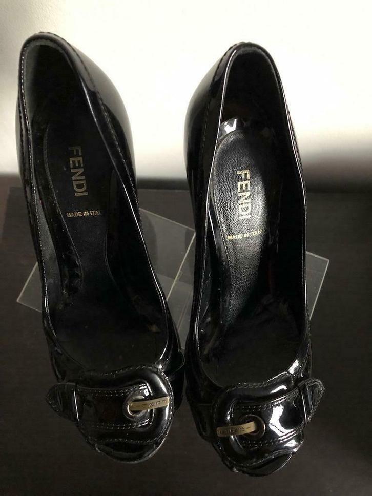 Lakleder schoenen, pumps, hakken van Fendi.  -  37,5, Kleding | Dames, Schoenen, Gedragen, Pumps, Zwart, Ophalen of Verzenden