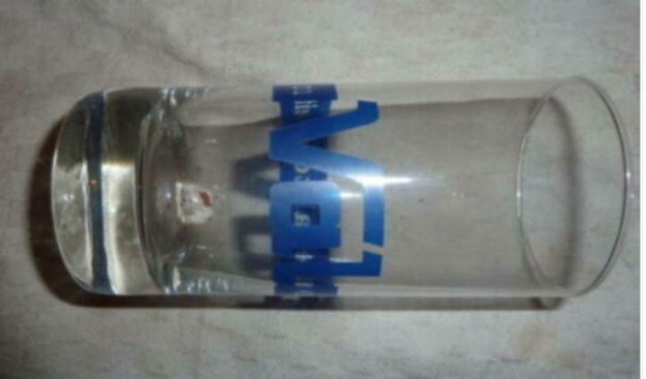 #A limonade glas VAL Orange Aktola Citron ' blauw ' Haacht, Verzamelen, Glas en Drinkglazen, Nieuw, Frisdrankglas, Ophalen of Verzenden