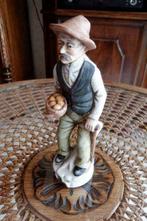 Beeld van oude man met korfje brood, Antiek en Kunst, Curiosa en Brocante, Ophalen