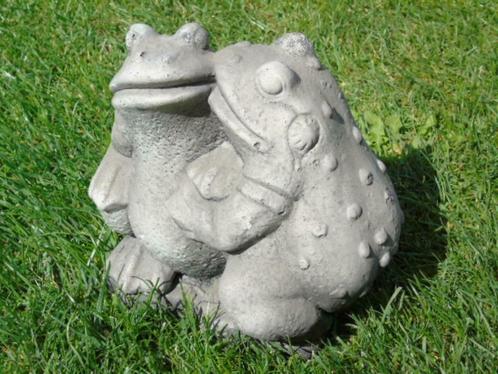 statue de deux grenouilles en pierre patinée  ... super prix, Jardin & Terrasse, Statues de jardin, Comme neuf, Animal, Béton