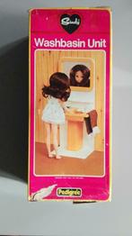 Meubeltjes Sindy vintage, Kinderen en Baby's, Speelgoed | Poppen, Gebruikt, Ophalen of Verzenden, Barbie