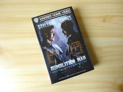 Demolition Man (1993) VHS Film Science-fiction Action, CD & DVD, VHS | Film, Utilisé, Science-Fiction et Fantasy, À partir de 16 ans