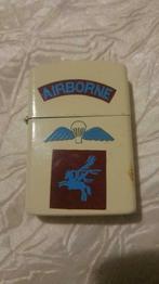 Briquet Aansteker Airborne England comme zippo 1980 abl, Verzamelen, Rookartikelen, Aanstekers en Luciferdoosjes, Ophalen of Verzenden