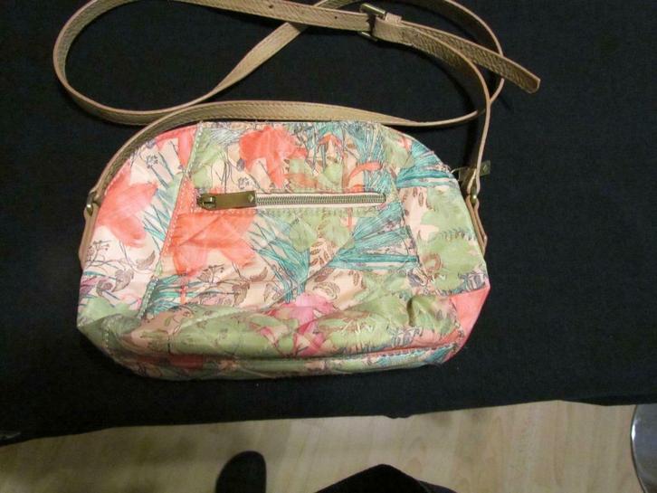 Tasje Oilily, Handtassen en Accessoires, Tassen | Schoudertassen, Gebruikt, Oilily, Overige kleuren, Ophalen of Verzenden