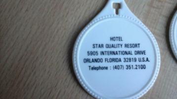 badges plastic pour valises siglés "Star quality resort Orla, Enlèvement ou Envoi, Neuf, Autres types