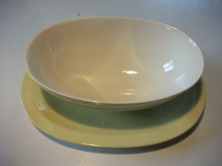 Assiettes + saucière Petrus Regout & C ° Maastricht, Antiquités & Art, Antiquités | Services (vaisselle) pièces, Envoi