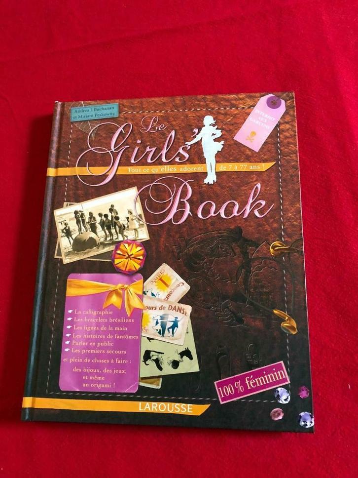 le Girl's book -Larousse, Livres, Loisirs & Temps libre, Comme neuf, Enlèvement ou Envoi