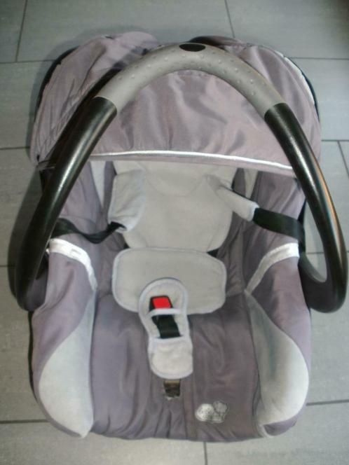 Grijze autostoel bébé confort creatis fix maxi-cosi grijs, Enfants & Bébés, Sièges auto, Utilisé, Autres marques, Enlèvement