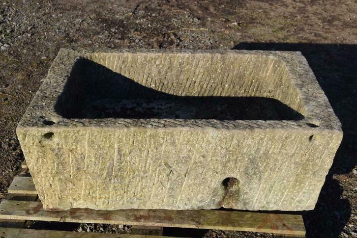 Auge,bac,jardinière en pierre bleue 1,10 m, Bijoux, Sacs & Beauté, Pierres précieuses, Utilisé, Enlèvement