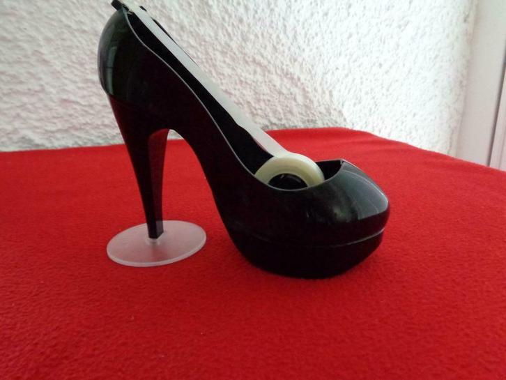 Dévidoir papier collant chaussure talon, Divers, Fournitures scolaires, Comme neuf, Enlèvement ou Envoi