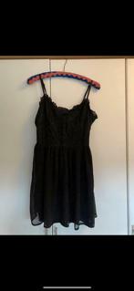 Feestelijk zwarte jurk H&M - maat 40, Maat 38/40 (M), H&M, Ophalen of Verzenden, Zo goed als nieuw