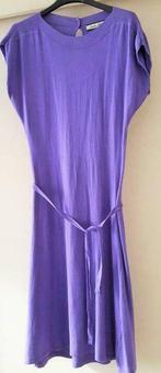 robe mauve lilas manche courte ceinture assortie Taille 38, Enlèvement ou Envoi, Porté