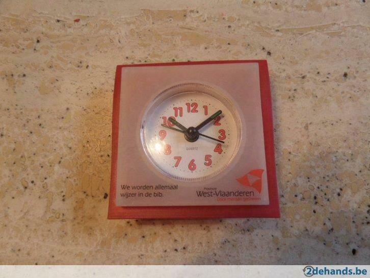 Horloge avec réveil, Maison & Meubles, Accessoires pour la Maison | Horloges, Neuf, Enlèvement ou Envoi