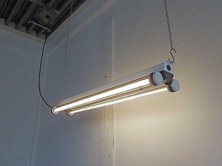 Vintage industriële lamp met DIMBAAR led en 5 jaar garantie, Antiek en Kunst, Curiosa en Brocante, Ophalen