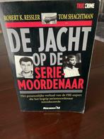 Boek: De jacht op de Serie-moordenaar, Ophalen of Verzenden, Zo goed als nieuw