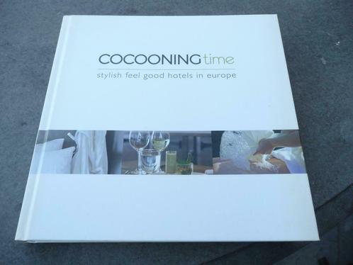 Cocooningtime - a selection of stylish feel good hotels, Livres, Guides touristiques, Comme neuf, Guide des hôtels ou restaurants