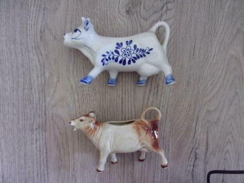 2 oude melkkannen in de vorm van een koe naar keuze, Antiek en Kunst, Antiek | Porselein, Ophalen of Verzenden