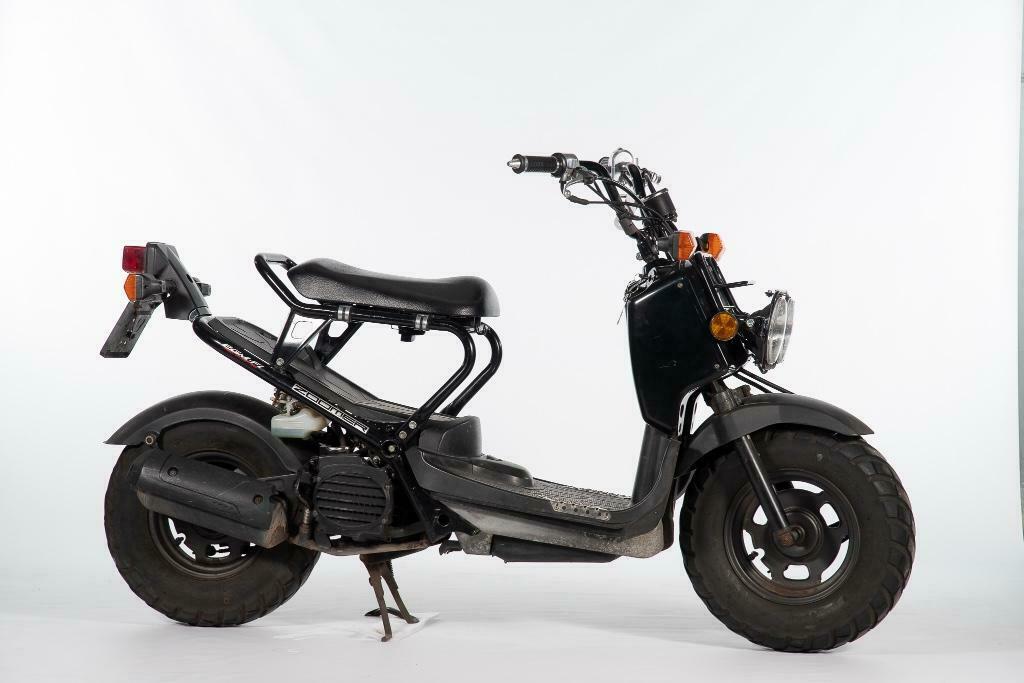 ② Honda zoomer NPS50 ( scooter ) — Brommers | Honda — 2dehands