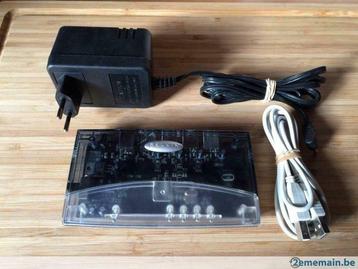 * * * Hub 4 Ports USB avec alimentation * * * beschikbaar voor biedingen