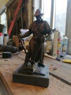 A vendre statue en bronze, Enlèvement