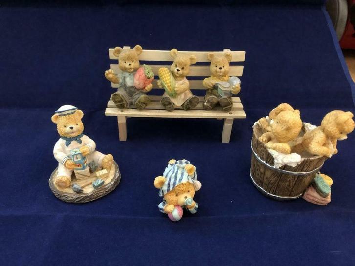 Beelden beer beren beeldjes bank tobbe blok speen, Verzamelen, Beelden en Beeldjes, Zo goed als nieuw, Dier, Ophalen of Verzenden