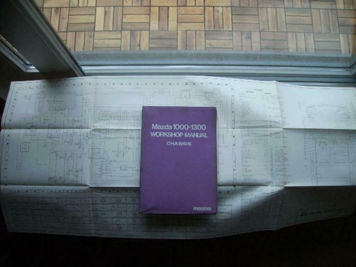mazda oldtimer workshop manual, Boeken, Overige Boeken, Zo goed als nieuw, Ophalen of Verzenden