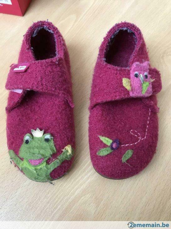 Pantoufle fille, Kinderen en Baby's, Kinderkleding | Schoenen en Sokken, Gebruikt, Overige typen, Meisje, Ophalen of Verzenden