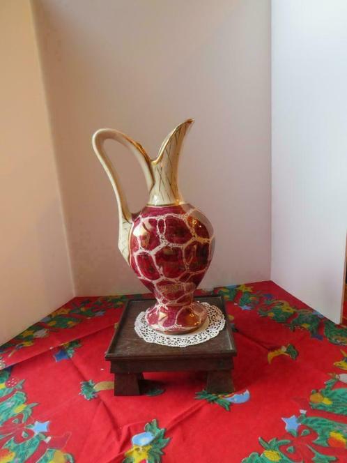 Vase LAEKEN, Antiquités & Art, Antiquités | Céramique & Poterie, Enlèvement ou Envoi