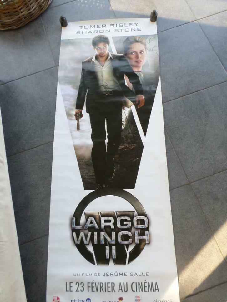 Affiche cinéma "Largo Winch" - 2011, Collections, Posters & Affiches, Utilisé, Cinéma et TV, Affiche ou Poster pour porte ou plus grand
