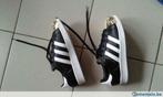 Tennis Adidas, Noir, Porté, Chaussures de sports