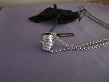 DYRBERG / KERN beschikbaar voor biedingen