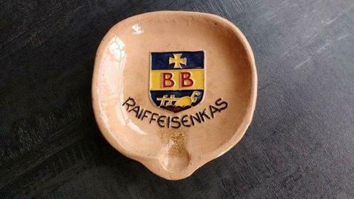 Raiffeisenkas asbak in keramiek - getekend Perignem, Antiquités & Art, Curiosités & Brocante