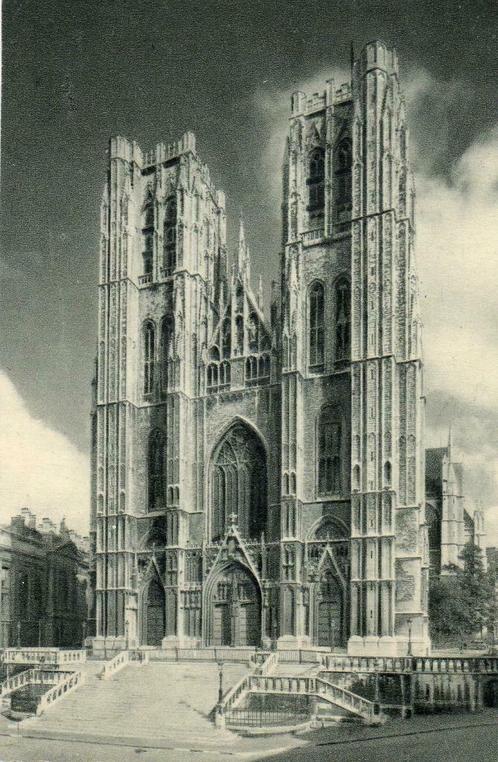 postkaart - St-Michiels en St-Goedelekathedraal Brussel, Verzamelen, Postkaarten | België, Ongelopen, Brussel (Gewest), 1920 tot 1940