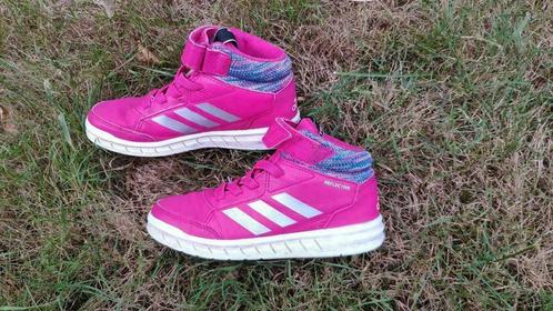 Roze adidas sportschoenen sneakers roos AltaSport Mid 32, Kinderen en Baby's, Kinderkleding | Schoenen en Sokken, Zo goed als nieuw