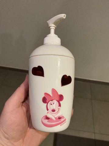 Zeeppomp Disney, Enlèvement