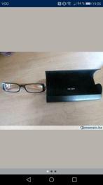 Lunettes Prada, Enlèvement, Comme neuf
