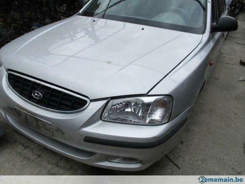 phare  gauche   hyundai accent de  2000-2002, Autos : Pièces & Accessoires, Éclairage, Hyundai, Utilisé