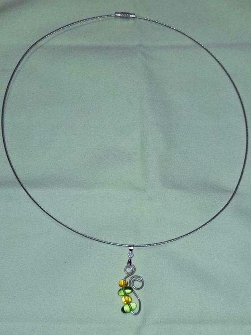 Hanger met groene barnsteen en honingkleur, Handtassen en Accessoires, Kettingen, Nieuw, Steen of Mineraal, Zilver, Met edelsteen