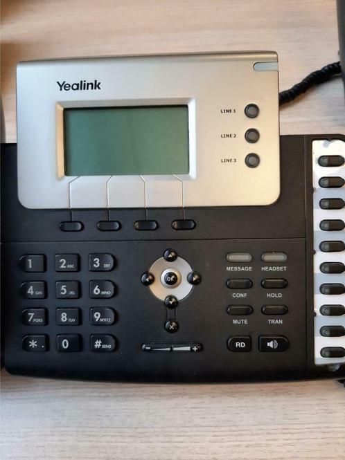TE KOOP: 10 stuks Yealink SIP-T26P VOIP telefoontoestellen, Telecommunicatie, Datacommunicatie en VoIP, Gebruikt, Telefoon, Ophalen of Verzenden