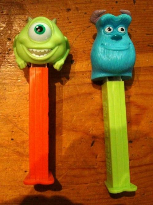 2 PEZ dispensers Monsters Inc. - Mike & Sulley uit 2007, Verzamelen, Poppetjes en Figuurtjes, Zo goed als nieuw, Ophalen of Verzenden