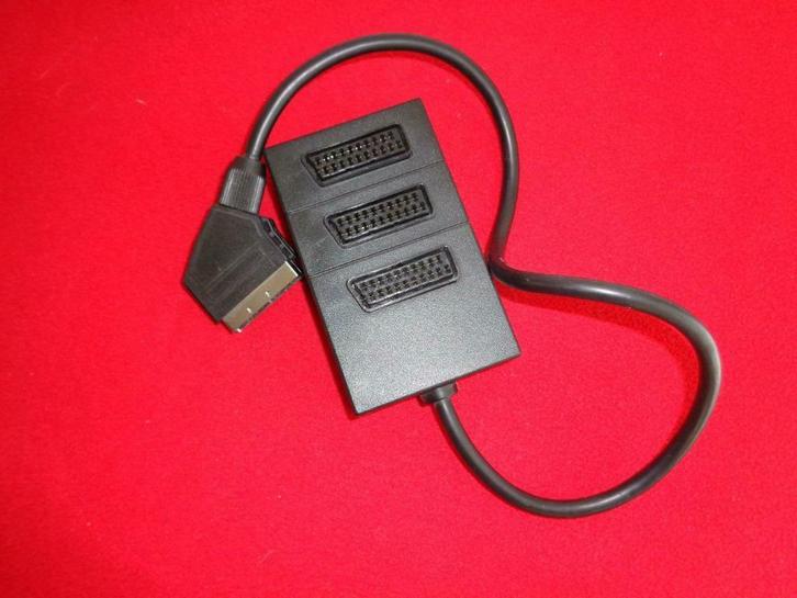 Bloc pour prise péritel, TV, Hi-fi & Vidéo, Câbles audio & Câbles de télévision, Utilisé, Enlèvement ou Envoi