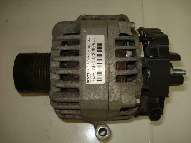 Alternator Suzuki SWIFT,WAGON, IGNIS, Auto-onderdelen, Elektronica en Kabels, Suzuki, Gebruikt, Ophalen of Verzenden