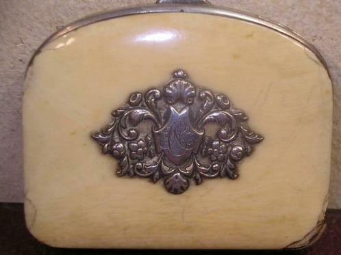 OUDE KLEINE NAPOLEON III MUNTENPORTEMONNEE, Antiek en Kunst, Antiek | Religieuze voorwerpen, Ophalen of Verzenden